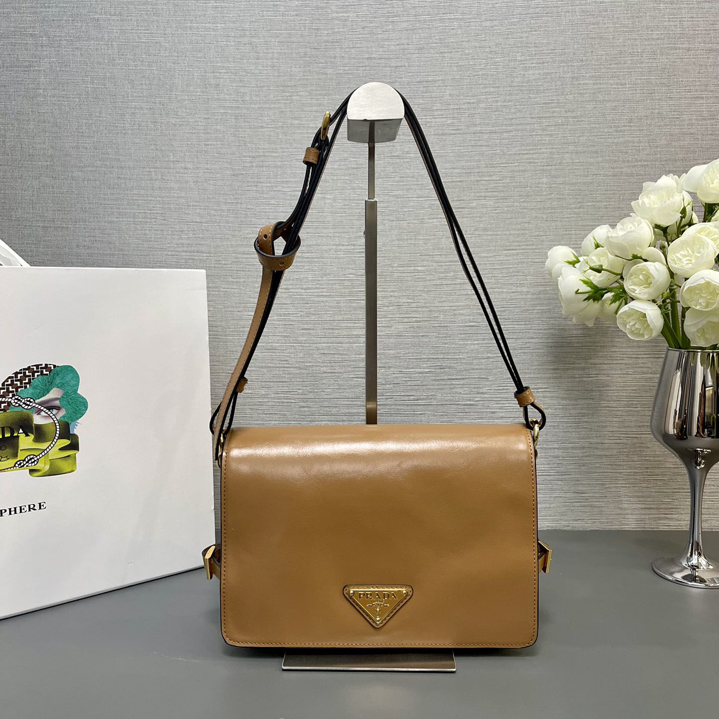 Pra*a top handle bags
